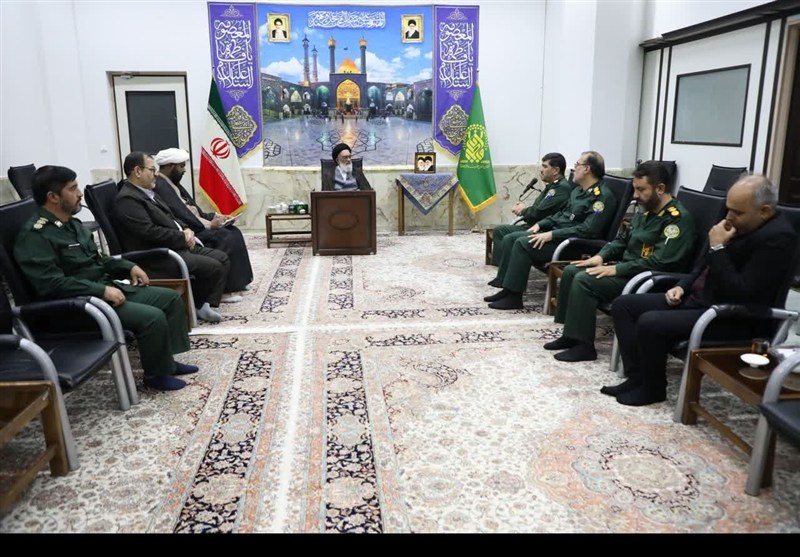 نمایش نمادهای مقاومت پیام ایستادگی را ماندگار می‌سازد
