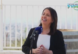 وزیر صهیونیست: فلسطینیان باید از کرانه باختری همانند غزه اخراج شوند
