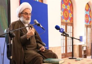 ورزشکار ایرانی در کنار مدال‌آوری پیام‌آور فرهنگ ایثار و معنویت است