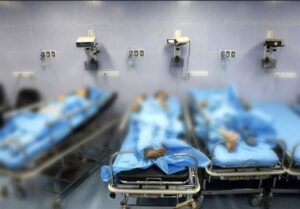 ثبت 1200 مسمومیت در کاشان/ 3 نفر فوت شدند