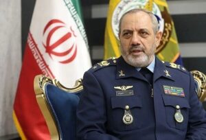 وزیر دفاع به تحرکات هواپیماهای سوخت‌رسان‌ آمریکا واکنش نشان داد