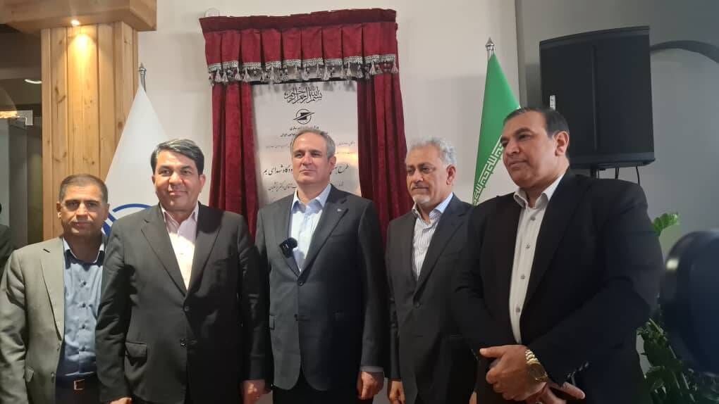 طرح بهسازی سطوح پروازی فرودگاه شهدای بم با دستور رئیس‌جمهور افتتاح شد