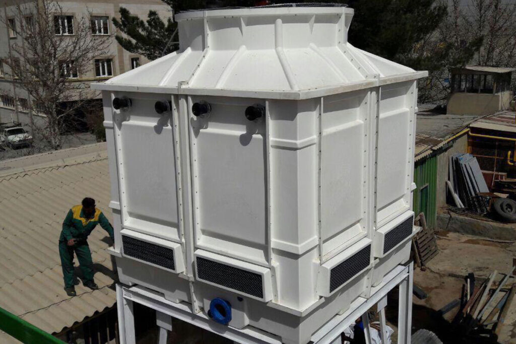 راهنمای انتخاب برج خنک‌ کننده صنعتی