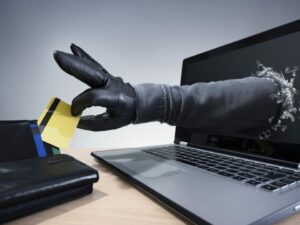 هنگام هک حساب بانکی چه کنیم؟