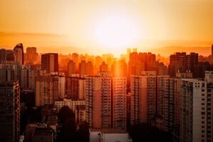 پاییز ۱۴۰۴ گرم‌تر از همیشه؛ شرق کشور ۳ تا ۵ درجه گرم‌تر می‌شود