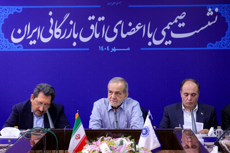 متکی به فروش نفت نباشیم| کاهش تجارت ایران، هدف غربی‌ها از فعال‌سازی اسنپ‌بک
