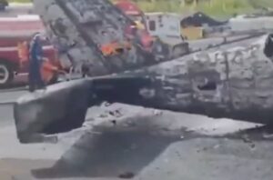 تصاویر لحظه سقوط هواپیما در ونزوئلا