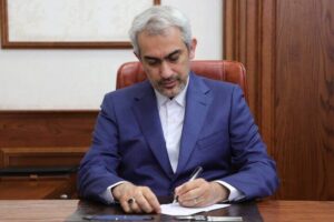 وزیر اقتصاد برنامه رشد عدالت‌محور را ابلاغ کرد/اصلاح گمرک و طرح اعتبار ملی جزو ابرپروژه‌ها