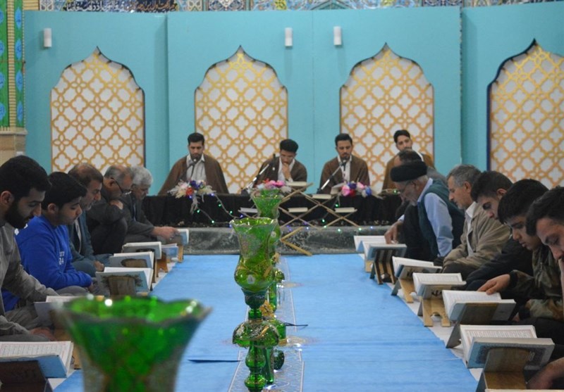 محفل انس با قرآن در مسجد امام علی (ع) خرم آباد