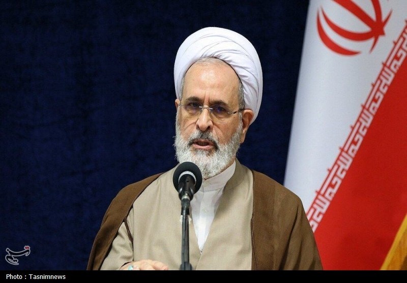 انقلاب اسلامی معادلات معرفتی و تمدنی جهان را دگرگون کرد