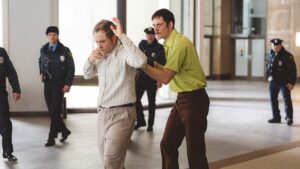 اولین تیزر فیلم Dead Man’s Wire با بازی بیل اسکاشگورد منتشر شد - گیمفا