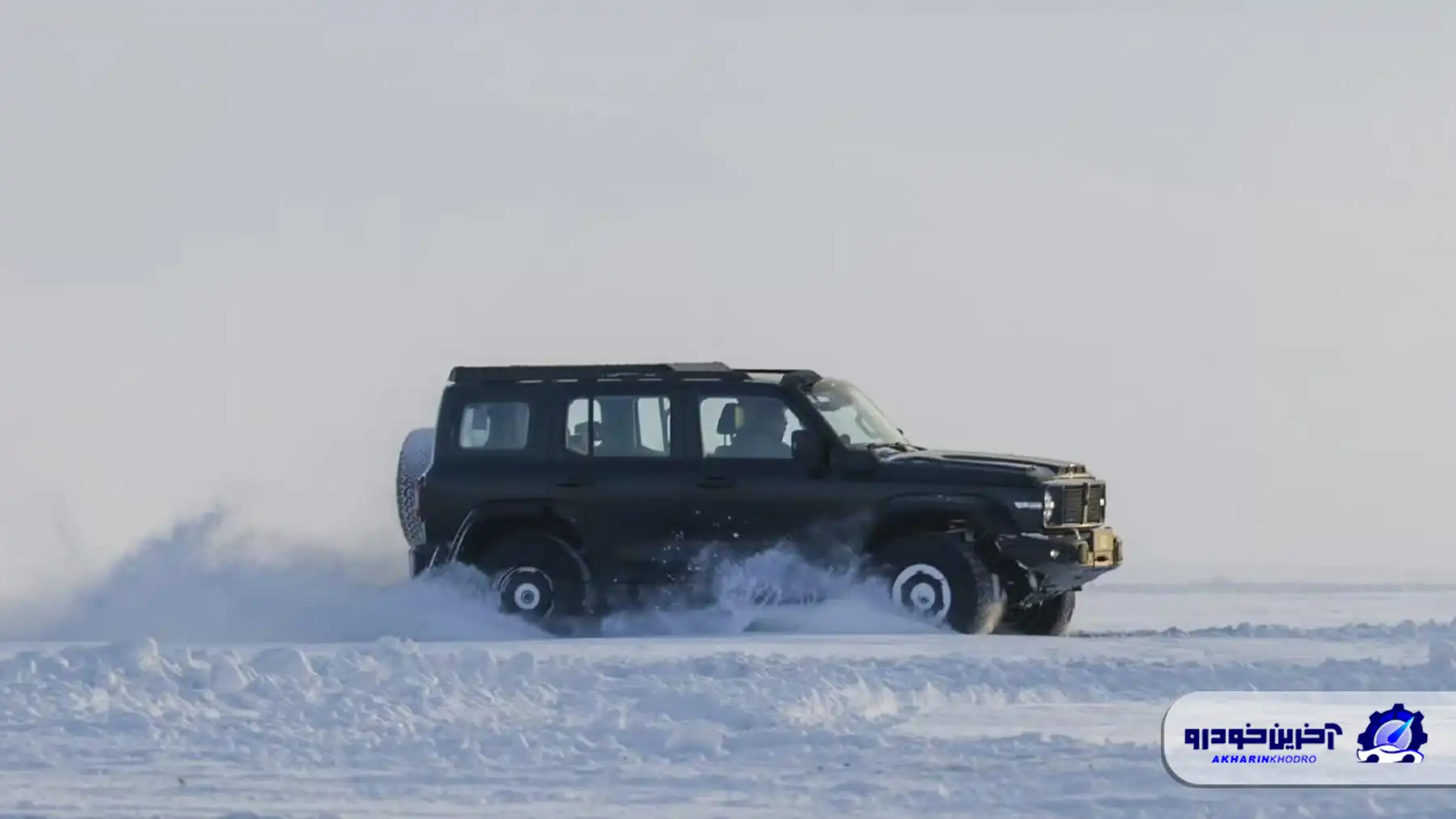 گریت وال تانک ۳۰۰ به قطب جنوب رفت؛ انجام ماموریت در سخت ترین نقطه زمین بدون ارتقاهای فنی