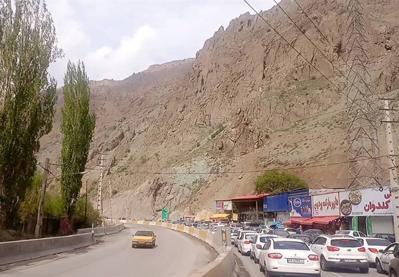 ترافیک سنگین در برخی مقاطع محور چالوس