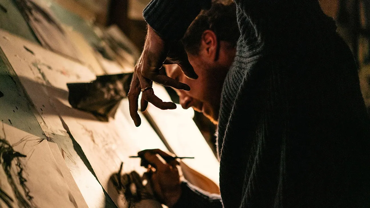 فیلم the thing with feathers