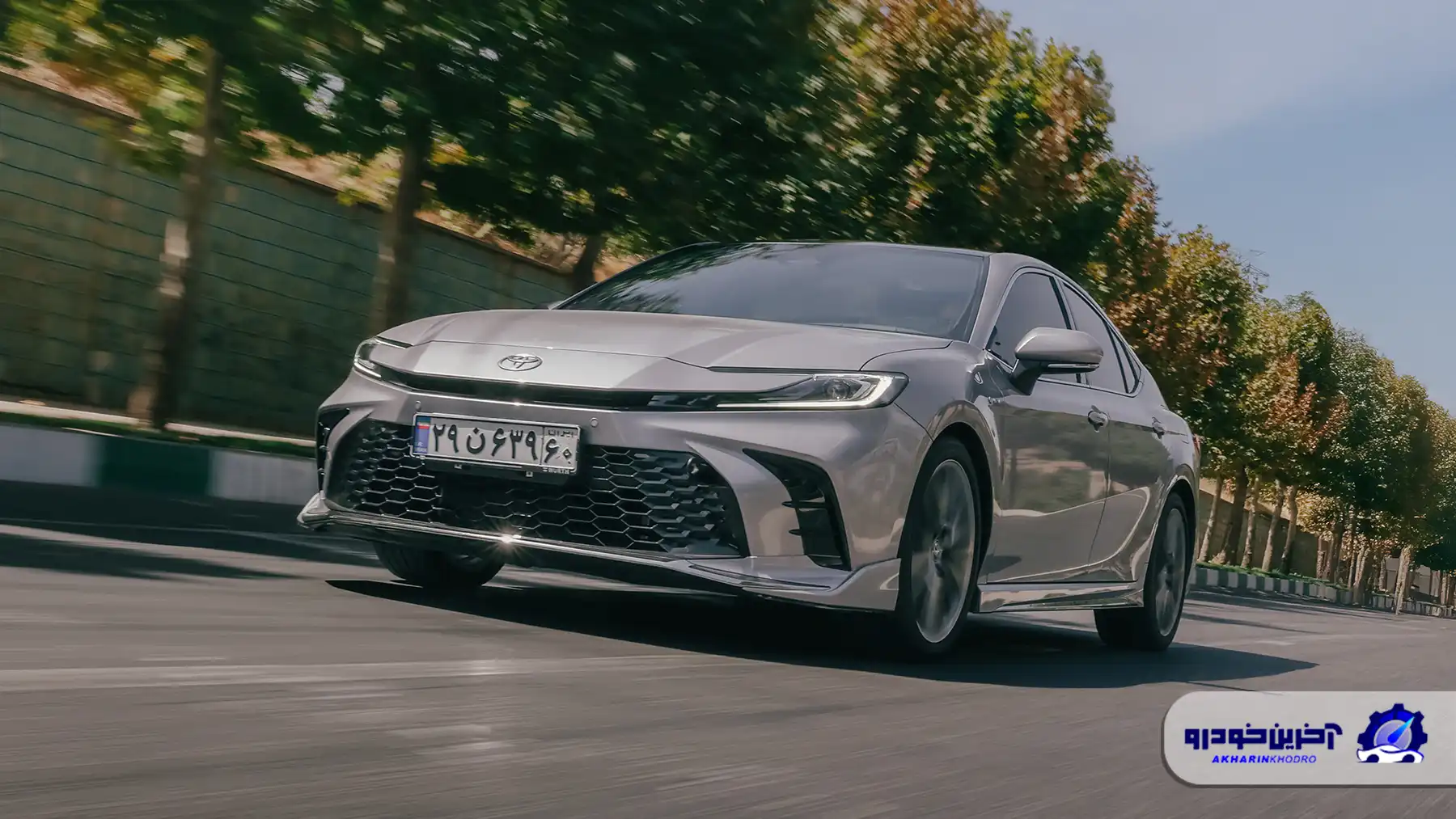 جذاب ترین سدان وارداتی تویوتا در بازار ایران چه امکاناتی دارد؟ نگاهی به امکانات تویوتا کمری