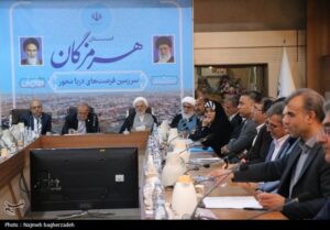 نشست رئیس‌جمهور با فعالان اقتصادی و سرمایه‌گذاران هرمزگانی