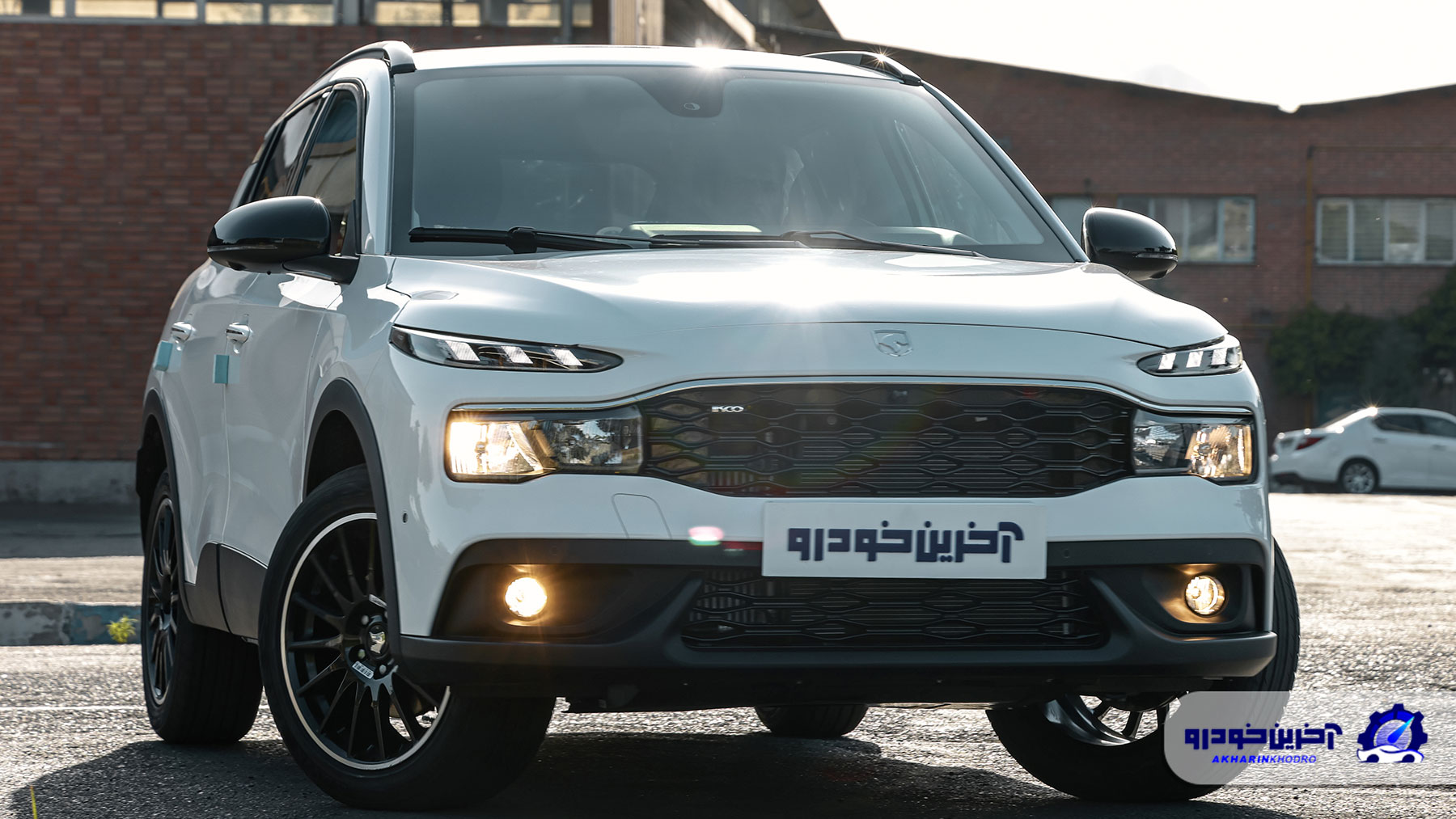 خیز ایران خودرو برای بازار شمالی ؛ ری را به روسیه صادر می شود