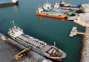 صادرات 4 میلیون تن کالا از بنادر غرب هرمزگان