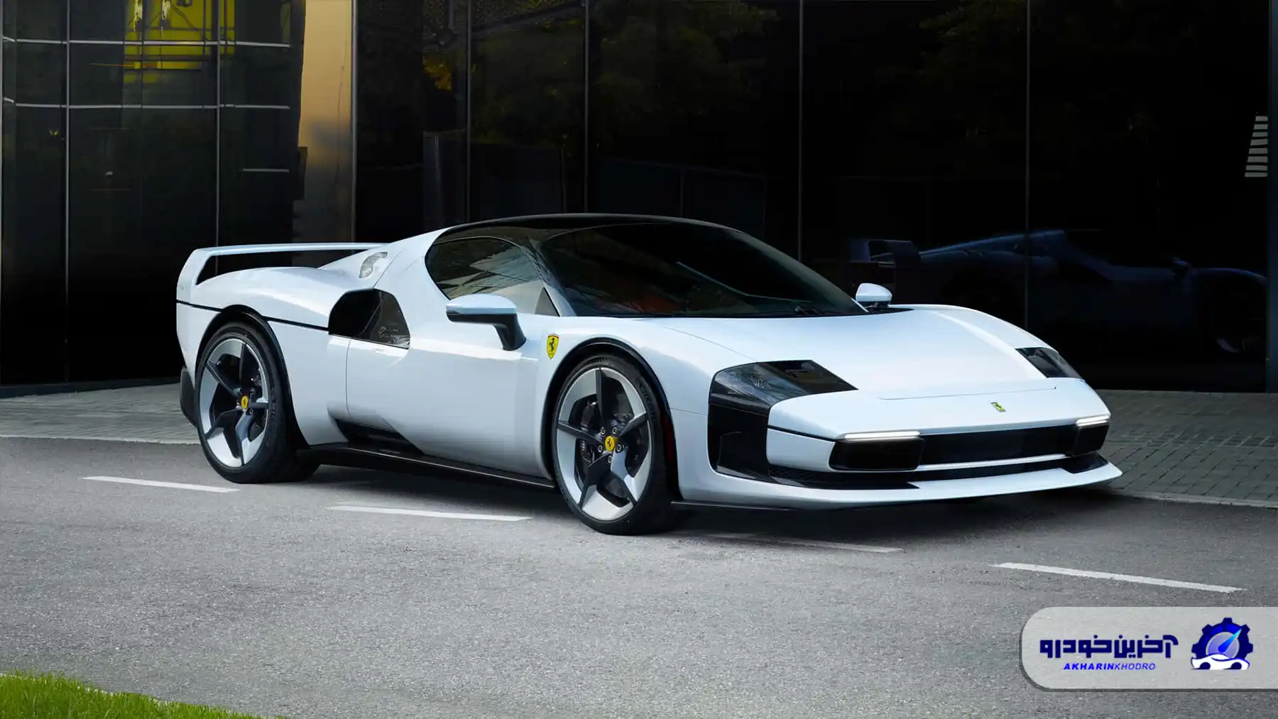 فراری SC40 معرفی شد ؛ جواهری چهار چرخ برای ادای احترام به مدل افسانه‌ای F40