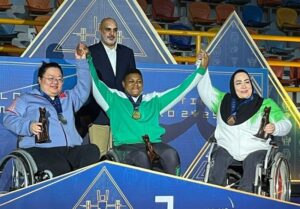 پاراوزنه‌برداری قهرمانی جهان