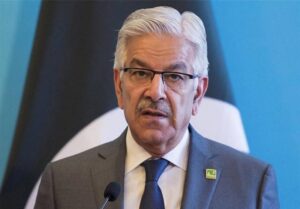 وزیر دفاع پاکستان: اکنون هیچ‌گونه ارتباطی با کابل وجود ندارد