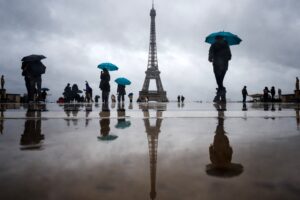 پاریس رتبه را از دست داد