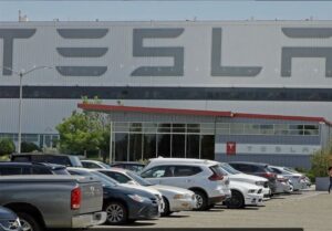 سقوط فروش تسلا در اروپا زیر سایه رقبای چینی و حواشی سیاسی ماسک