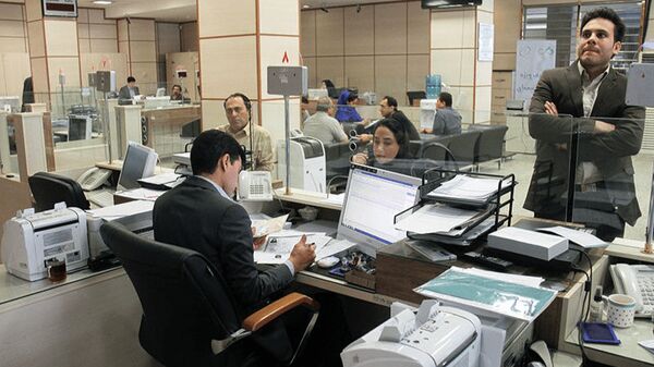 فئودال های بی پول؛ تنها راه نجات بانک های ناتراز، حراج دارایی های آنها است