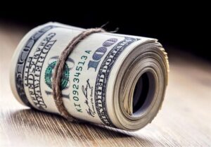 افت آرام دلار توافقی در بازار تجاری