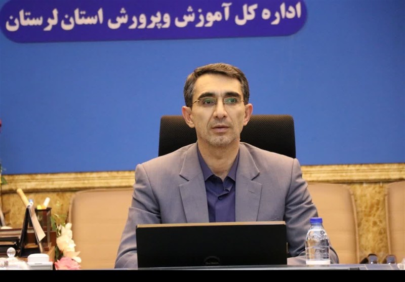 هنر ابزاری مؤثر در تعمیق هویت و نشاط دانش آموزان است