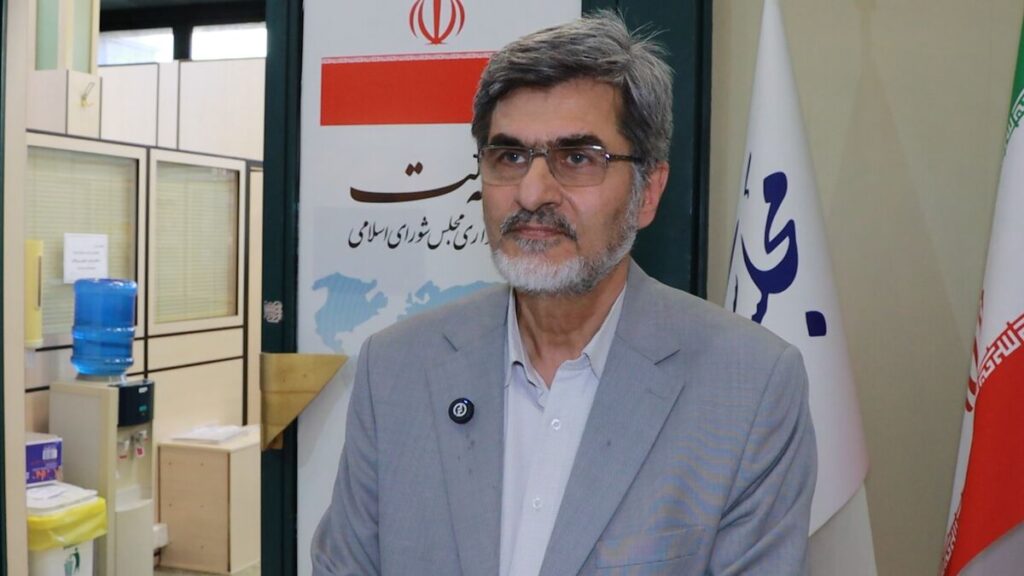 آقای اژه‌ای! نمی‌شود در جبهه مستضعفین بود و شفاف سازی نکرد