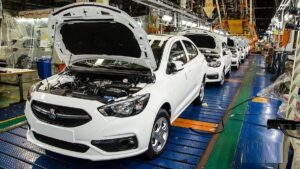 خودروسازان نیازمند ۵۰ همت تسهیلات هستند| لزوم ورود فوری بانک مرکزی برای نجات صنعت خودرو