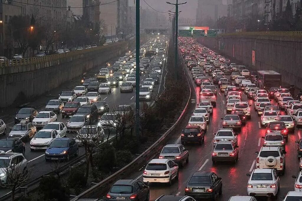 اعلام محدودیت‌های ترافیکی در برخی از جاده‌های کشور تا ۴ آذرماه