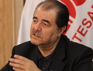 با سیاست ارزی خود در کنار ناترازی انرژی به تولید کننده خارجی فولاد آلیاژی سوبسید می دهیم