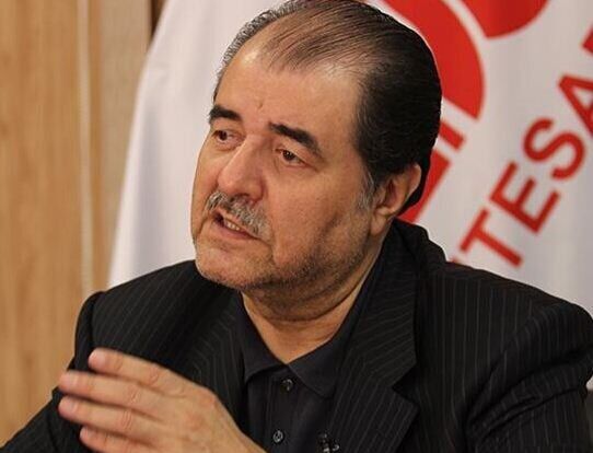 با سیاست ارزی خود در کنار ناترازی انرژی به تولید کننده خارجی فولاد آلیاژی سوبسید می دهیم