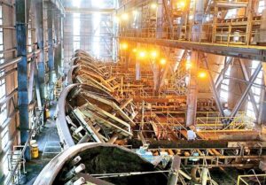 سهمیه‌بندی ناکارآمد سوخت؛ باری بر دوش صنایع و معادن