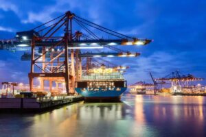 آغاز فصل جدید همکاری دریایی ایران و پاکستان| تقویت خطوط کشتیرانی ایران و هند