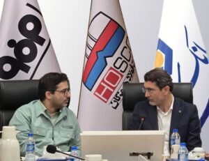 تاکید بر توسعه همکاری‌های بانک سینا و فولاد هرمزگان