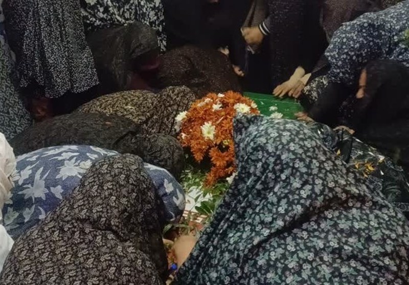 2 زن اسیر کاشان پس از تشییع شهید گمنام شیعه شدند