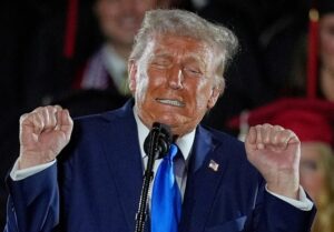 اسکای نیوز: ترامپ غرامت یک میلیارد دلاری از بی‌بی‌سی می‌خواهد