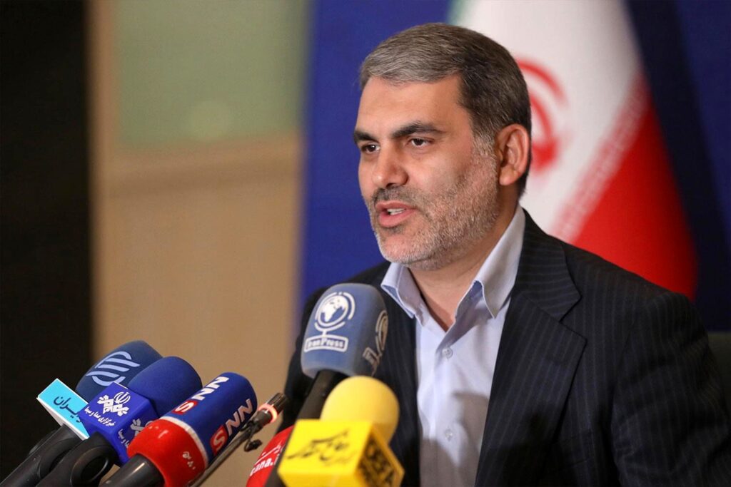 اگر قرار است کسی با این تصمیم اعدام شود، بنده را اعدام کنیداما در نهایت تصمیم گرفته شود