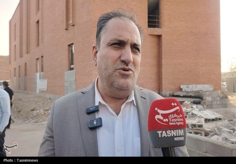 نوسازی نفرآباد با محوریت مردم ادامه دارد