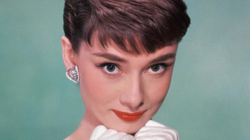 برای فیلم زندگینامه‌ای جدید آدری هپبورن، یک ستاره مشهور هالیوود انتخاب شد - گیمفا