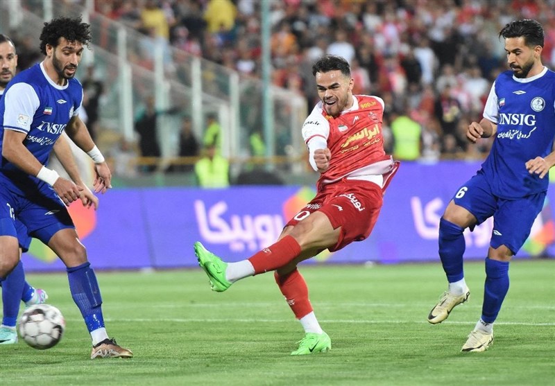 برتری پرسپولیس مقابل استقلال خوزستان در 45 دقیقه اول/ باکیچ مصدوم شد