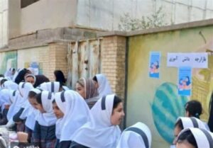 راهاندازی بازارچه دستاوردهای دانشآموزی در شهرستان دیر