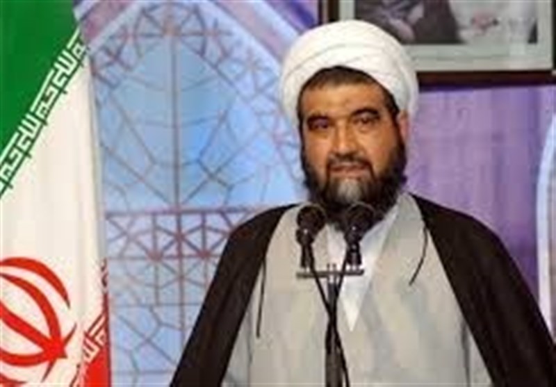 بسیجی یعنی حضور در صحنه های انقلاب