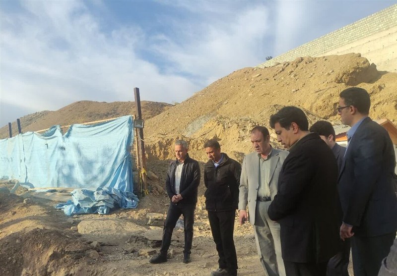 تاکید استاندار تهران بر تکمیل به موقع طرح های آبرسانی و مقاوم سازی مخازن ذخیره سازی