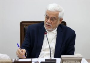 تسلیت عارف به حجت الاسلام احمد مروی