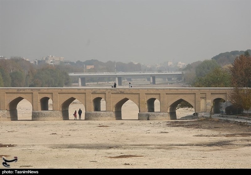 تشدید برخورد با منابع آلاینده در اصفهان/ اجرای طرح زوج و فرد از درب منازل