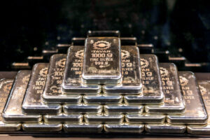 تصمیم جدید ترامپ چه تاثیری بر بازار نقره خواهد داشت؟